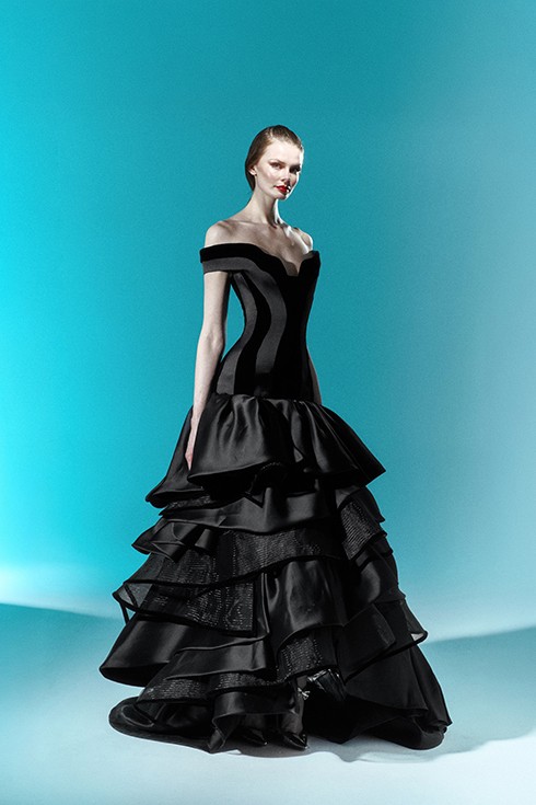 F26BLACKSWAN- LOOK-19