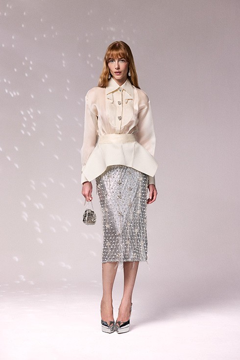 LOOK1